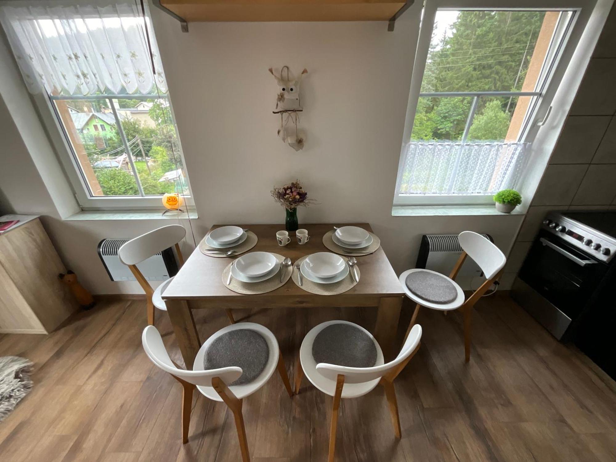 Apartment Owl Korenov Exterior photo